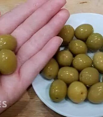 4 ACEITUNAS ANTES DE DORMIR